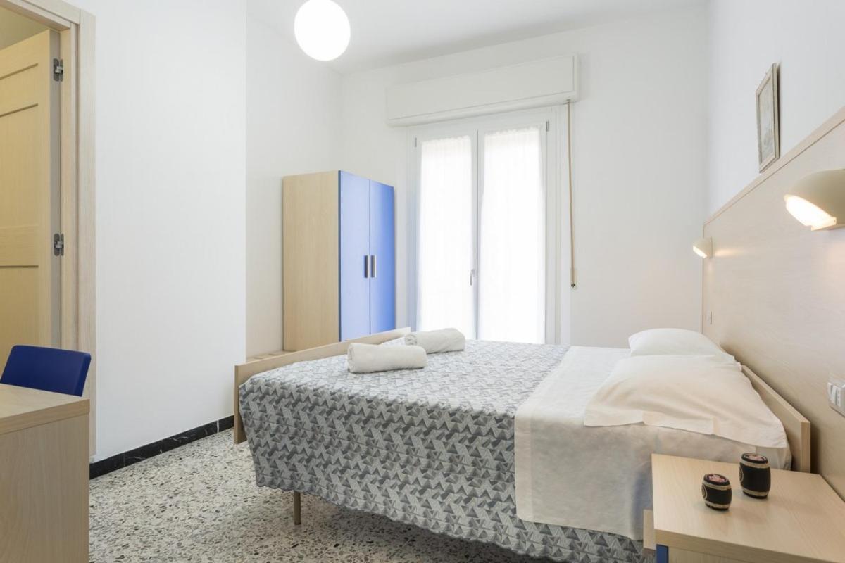 Room And Breakfast Da Laura Bellaria-Igea Marina Exterior photo